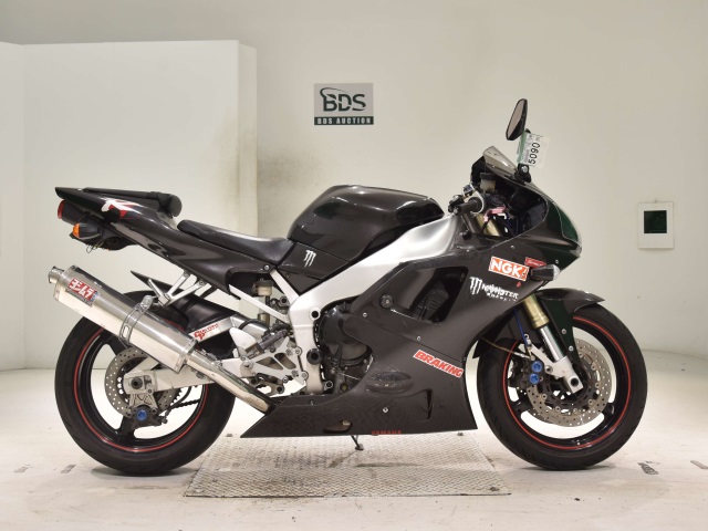 Yamaha YZF-R1 1999