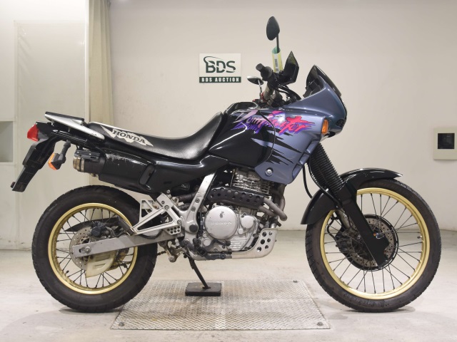 Honda NX650 DOMINATOR 1994