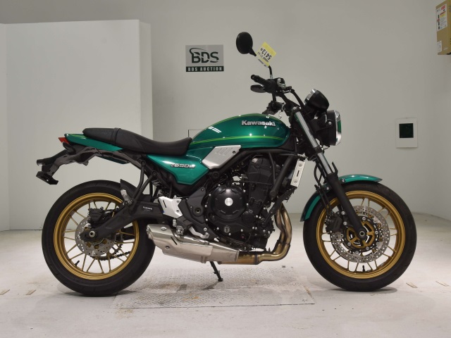Kawasaki Z650RS 2022