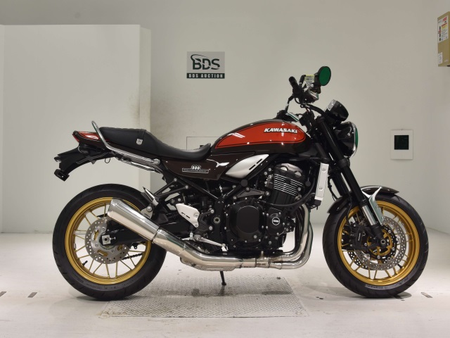 Kawasaki Z900RS 2022
