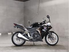 Honda CBR250R 2011