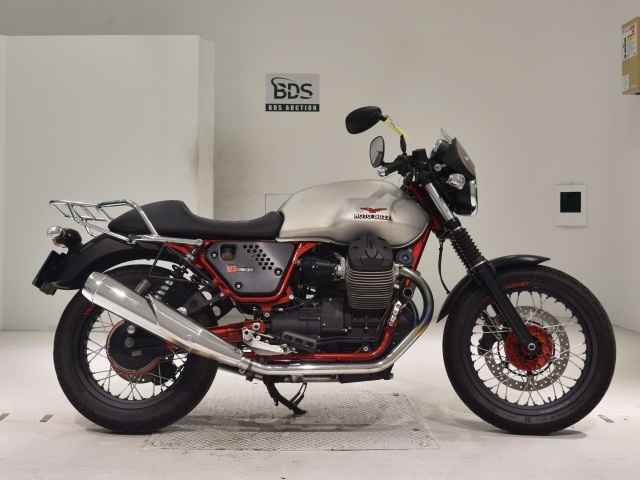 Moto Guzzi V7 2ﾚｰｻｰ 2016