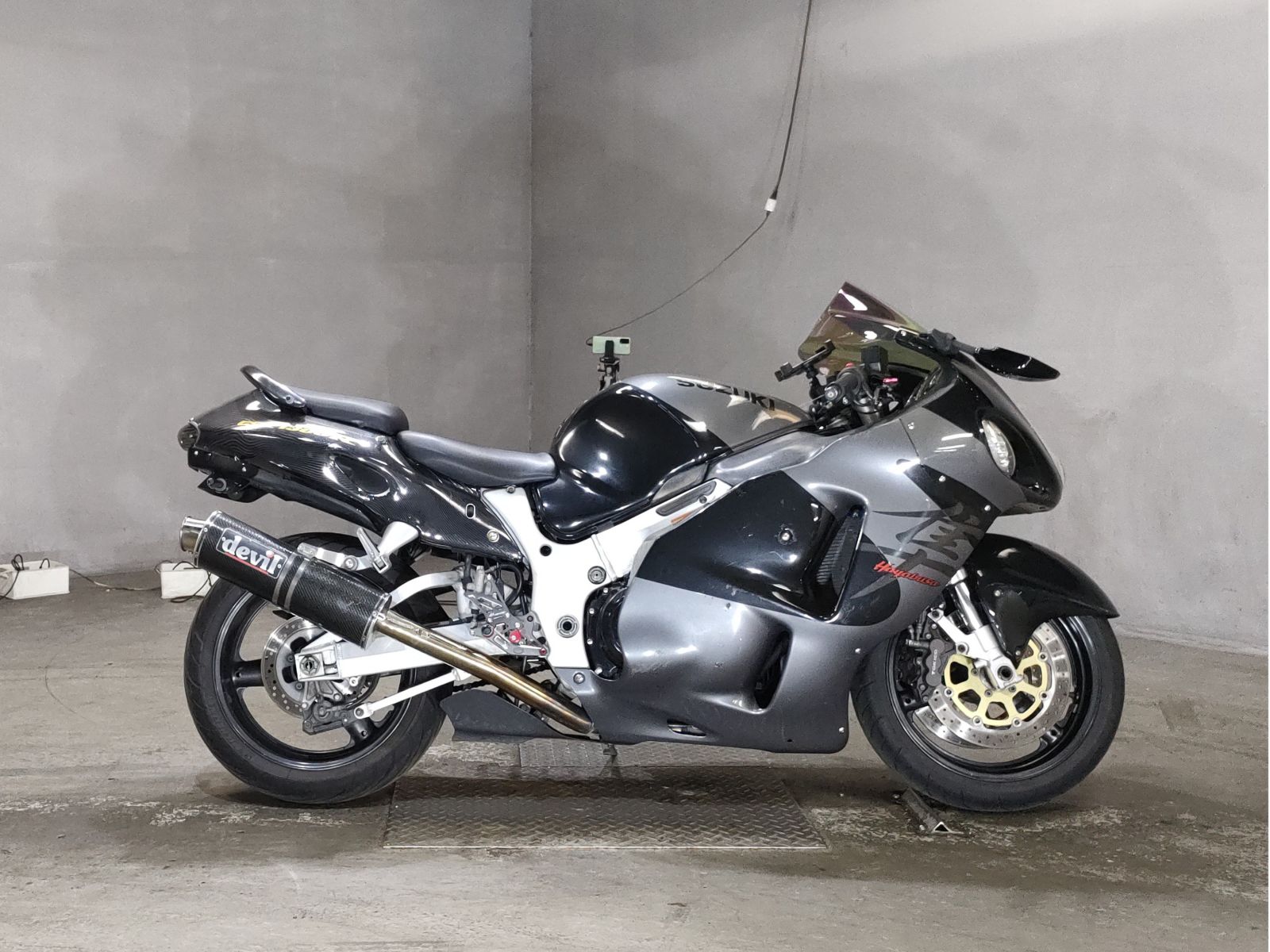 Suzuki GSX1300R HAYABUSA 1999