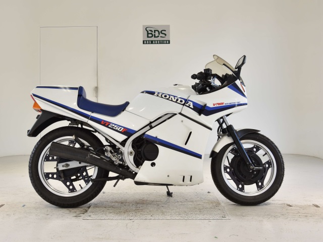 Honda VT250FE