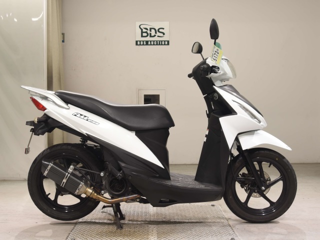 Suzuki ADDRESS V110