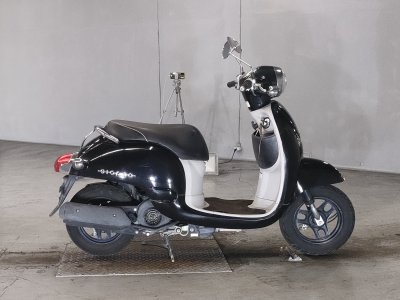 Honda GIORNO 2011