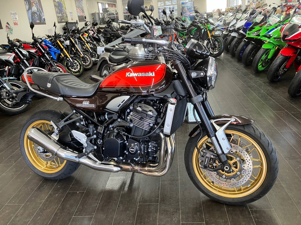 Kawasaki Z900RS 2022