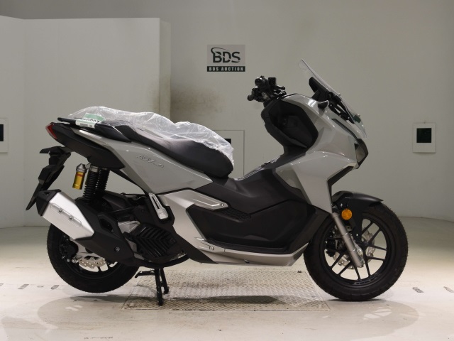Honda ADV 160 2025