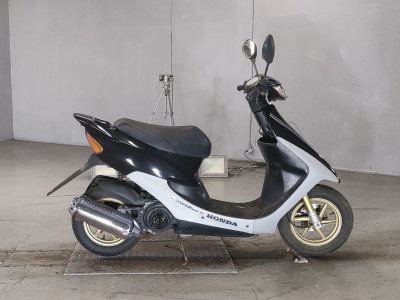 Honda DIO ZX 2000