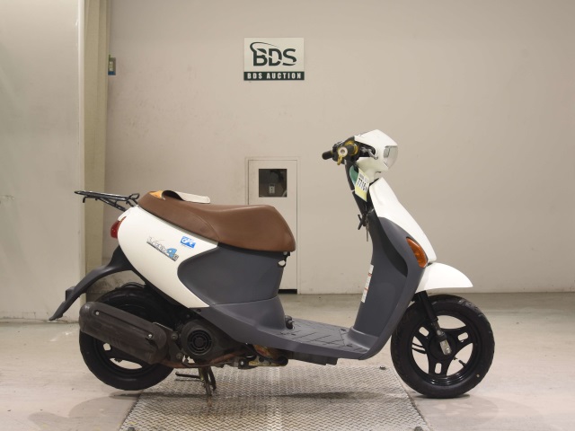 Suzuki LETS4