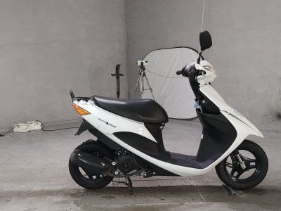 Suzuki ADDRESS V50