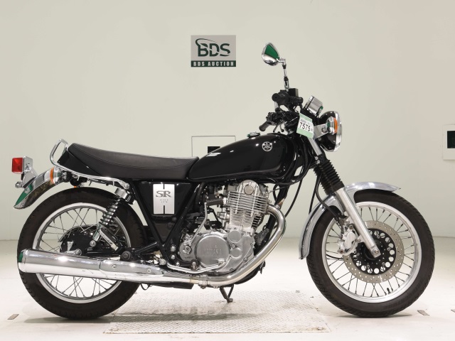 Yamaha SR400 2018