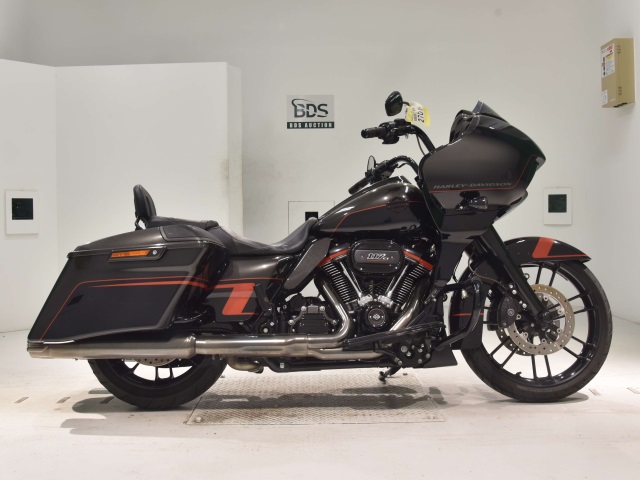 HD ROAD GLIDE FLTRXSE1923 CVO 2018
