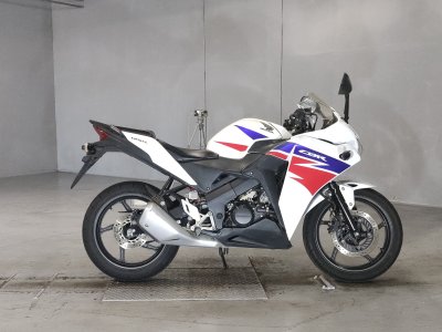 Honda CBR125R 2013