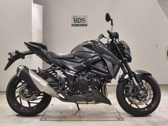 Suzuki GSX-S750 2023