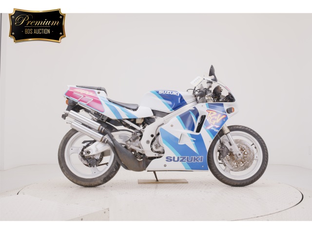 Suzuki RGV250 1991