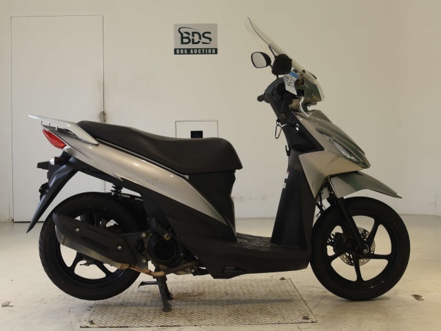 Suzuki ADDRESS V110