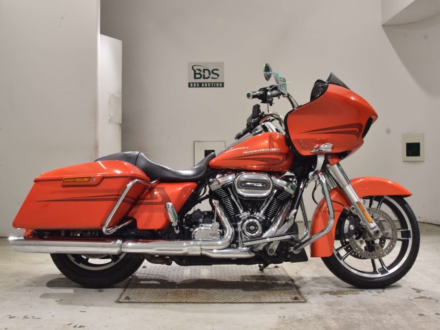 HD ROAD GLIDE FLTRXS1750 2017