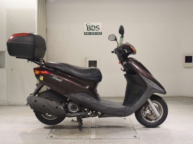 Yamaha AXIS125 2012