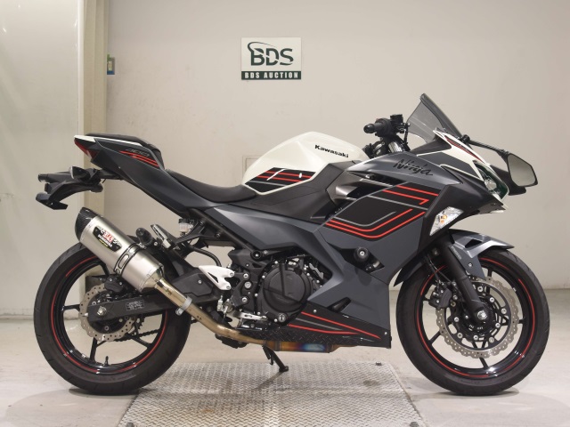 Kawasaki NINJA400 2024