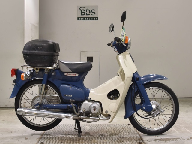 Honda C50 2002