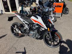 KTM 390 DUKE 2023