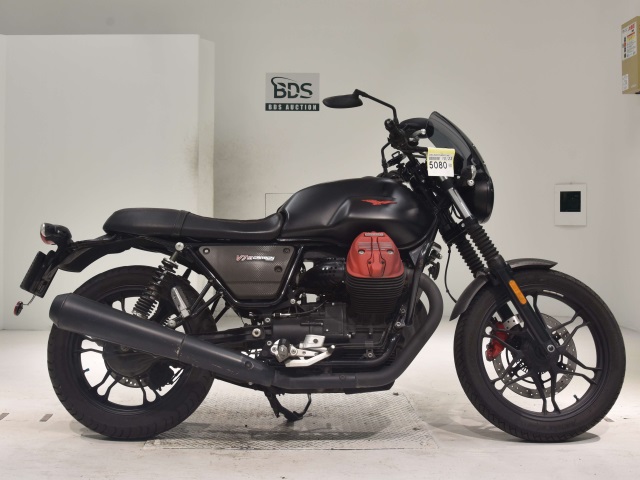 Moto Guzzi V7 3ｶｰﾎﾞﾝ 2019