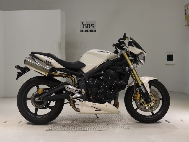 Triumph STREET TRIPLE 2008