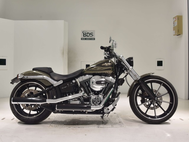 HD BREAKOUT FXSB1690 2016