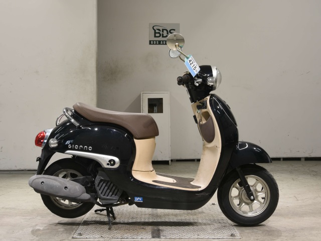 Honda GIORNO 2016