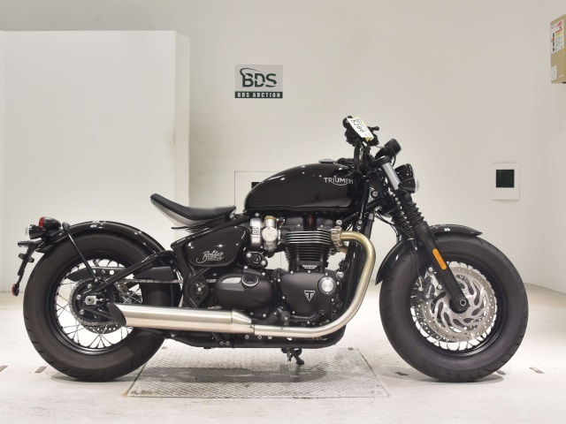 Triumph BONNEVILLE BOBBER 2021