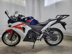 Honda CBR250R 2011