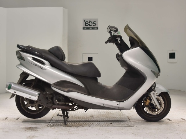 Yamaha MAJESTY 125