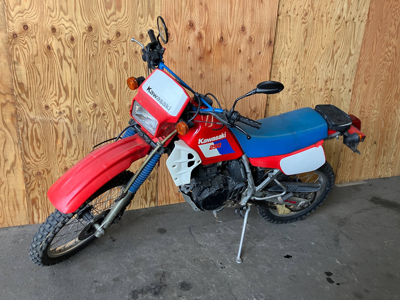 Kawasaki KL250R