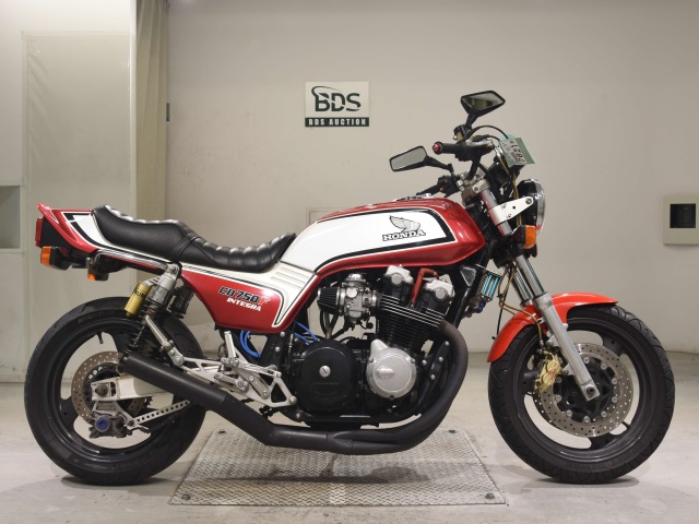 Honda CB750SF 1983