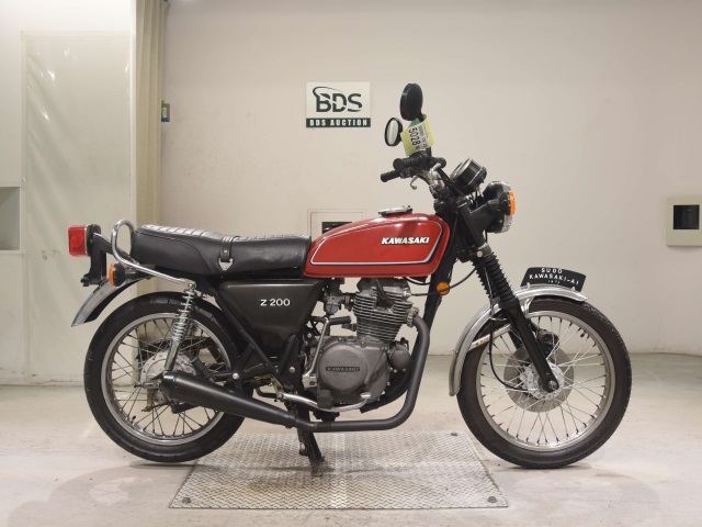 Kawasaki Z200