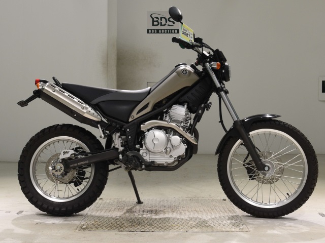Yamaha TRICKER 2018