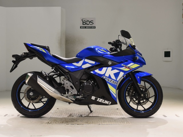 Suzuki GSX250R