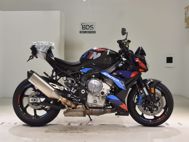 BMW M1000R 2023