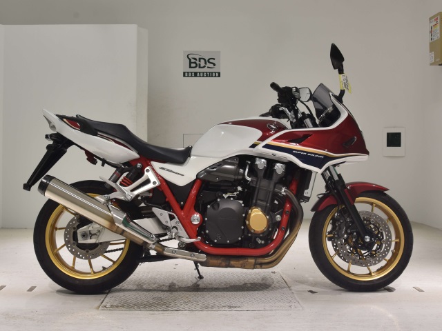 Honda CB1300SF BOLDOR 2021