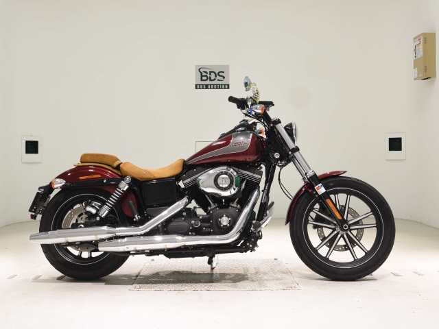 HD STREETBOB FXDB1580 2015