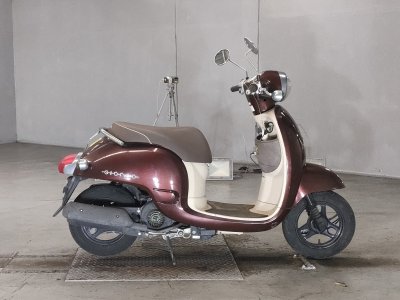 Honda GIORNO 2011