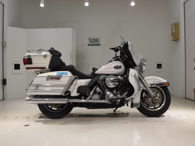HD ELECTRA GLIDE FLHTCU1580 2008
