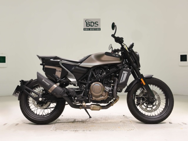 Husqvarna SVARTPILEN 701 2020