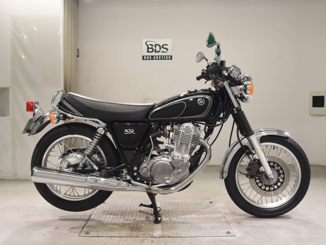 Yamaha SR400 2017
