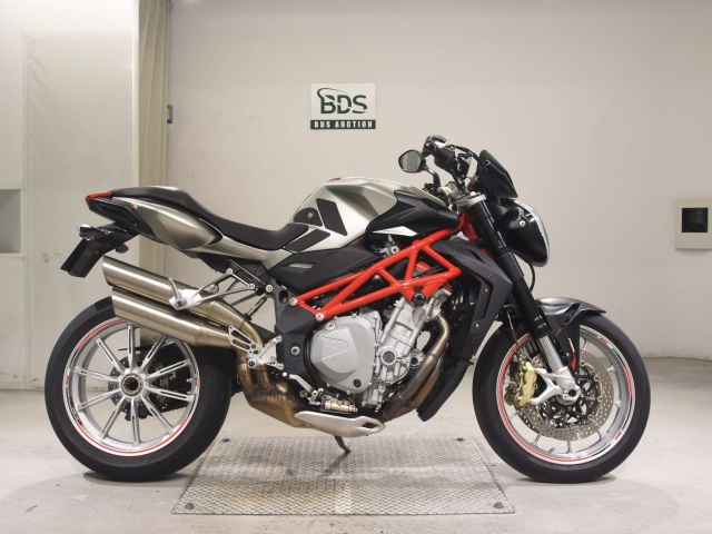 MV Agusta BRUTALE 1090 2017