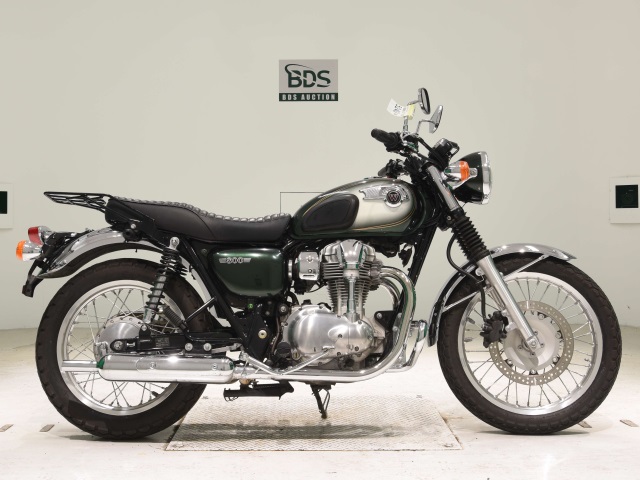 Kawasaki W800 2011