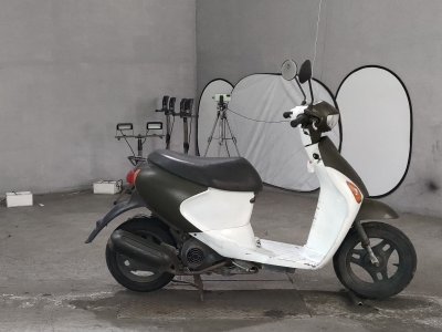 Suzuki LETS4