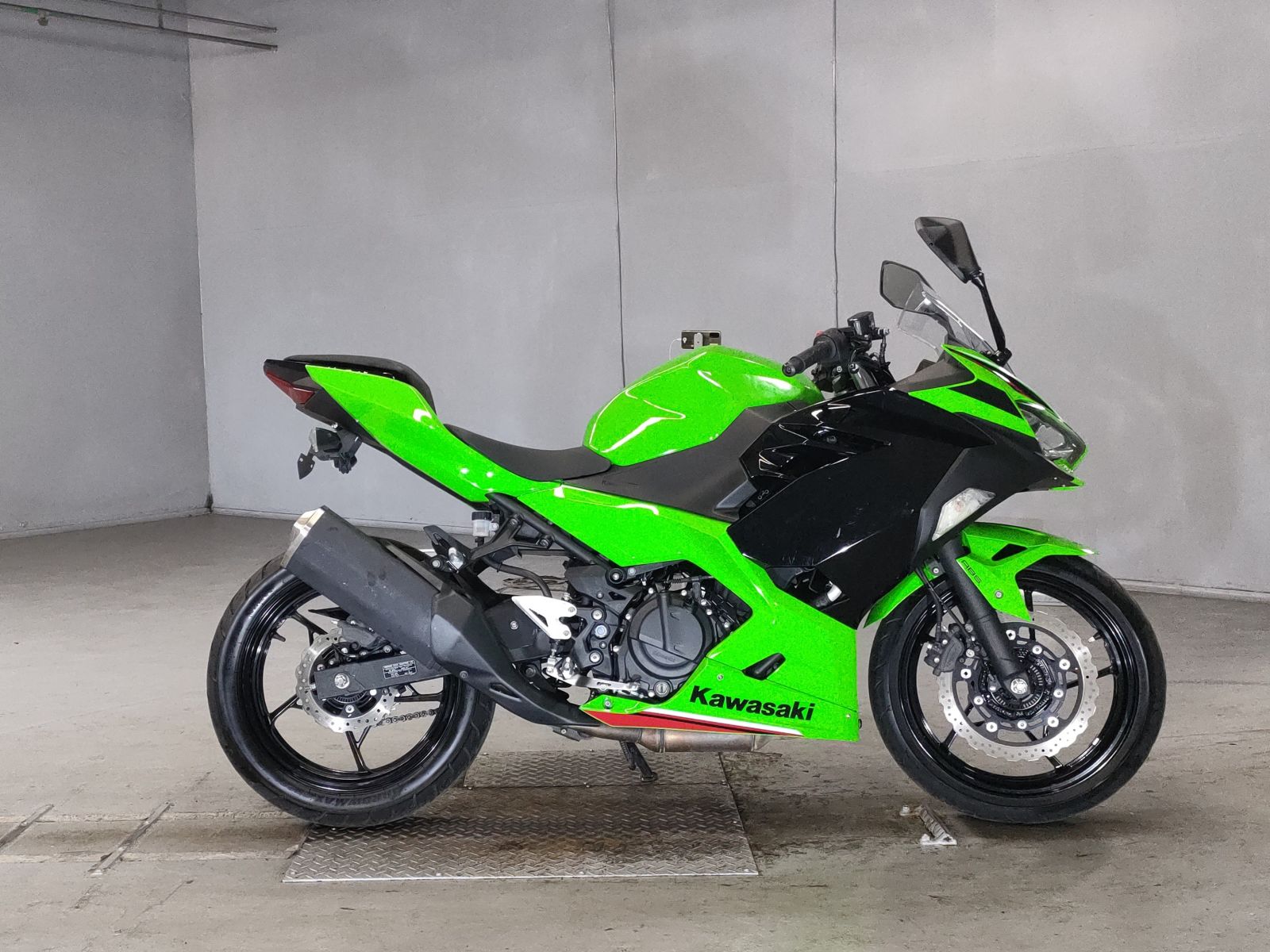 Kawasaki NINJA400 2023