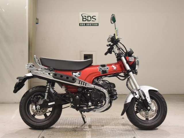 Honda DAX125 2022